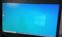 Матрица для ноутбука БУ B156XTN02.6 (30 pin слева) полосы на экране