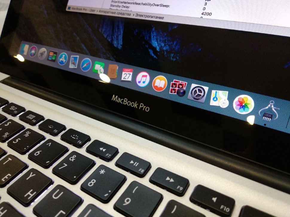 Ноутбук БУ Apple MacBook Pro A1278 Intel Core i-5/4Gb/500Gb/Intel HD Grafics/DVD-RW/Wi-Fi/lan/WebCam/13,3"